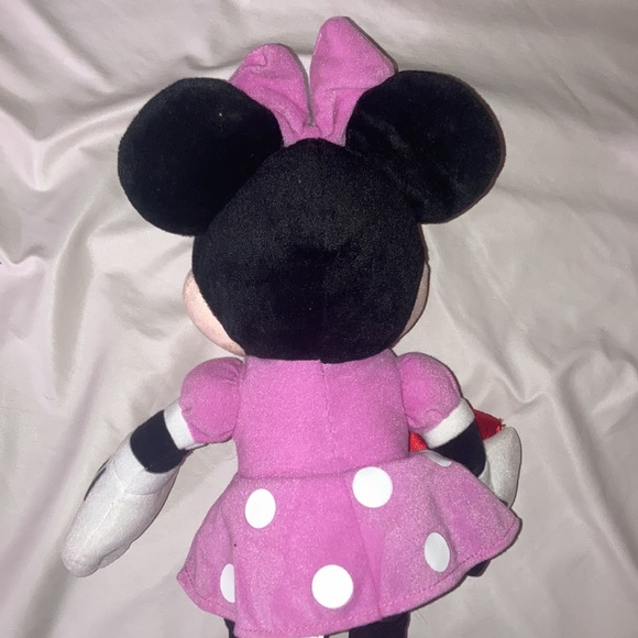 16” Minnie Mouse Valentines Day Plush Disney - Picture 5 of 8